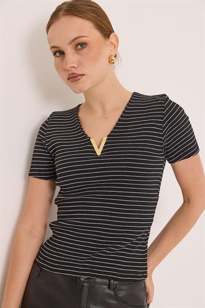 Yaka Detaylı Kaşkorse Çizgili Örme Bluz Siyah