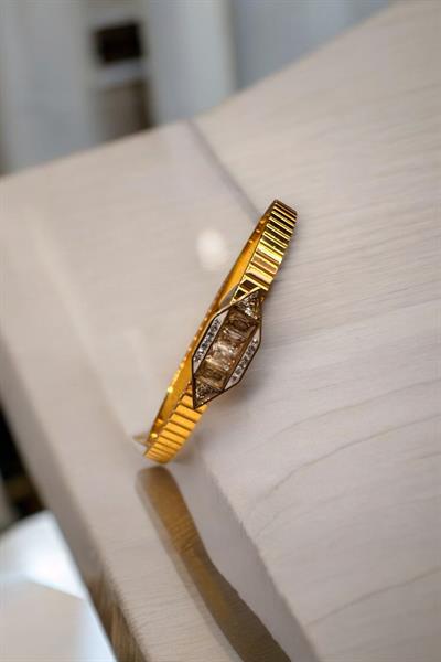 Baget Taşlı Gold Çelik Kelepçe Bileklik Gold