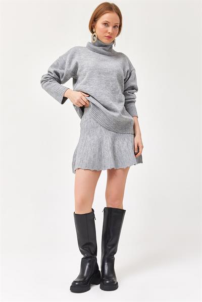 Balıkçı Yaka Etekli Triko Alt Üst Takım Gri