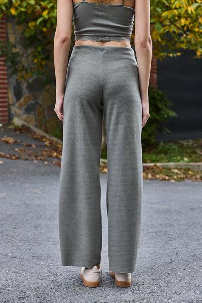 Yüksel Bel Dikiş Detaylı Spor ve Şık Likralı Örme Pantalon Yeşil