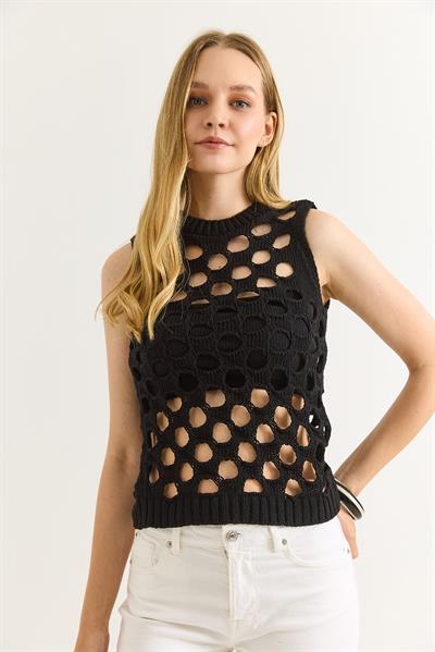 Kalın Askılı Fileli Siyah Bluz