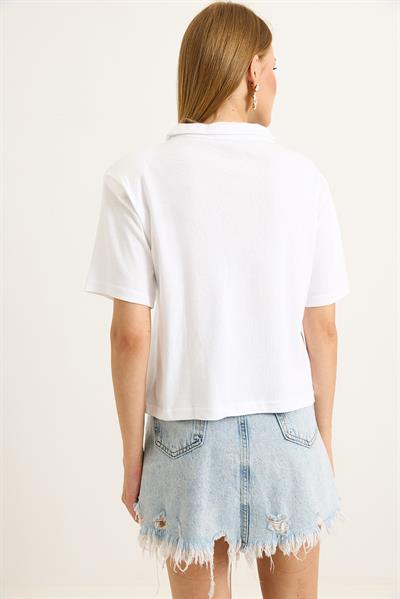Polo Yaka Yarı Fermuarlı  Kadın Tshirt Beyaz