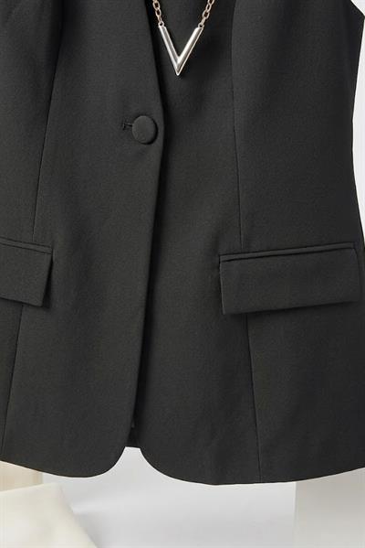 Kadın Kolsuz V Yaka Tek Düğmeli Yelek Siyah