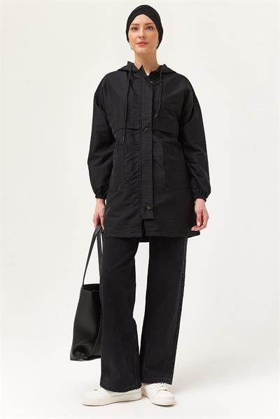 Çıtçıtlı Kapüşonlu Yağmurluk Siyah