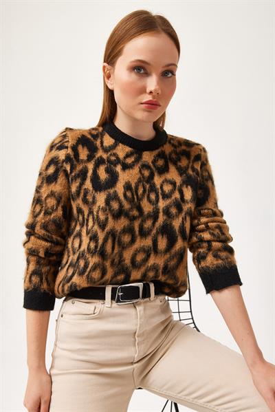 Bisiklet Yaka Leopar Desenli Kazak Hardal