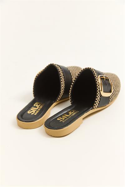 Önü Kapalı Aksesuarlı Terlik Siyah