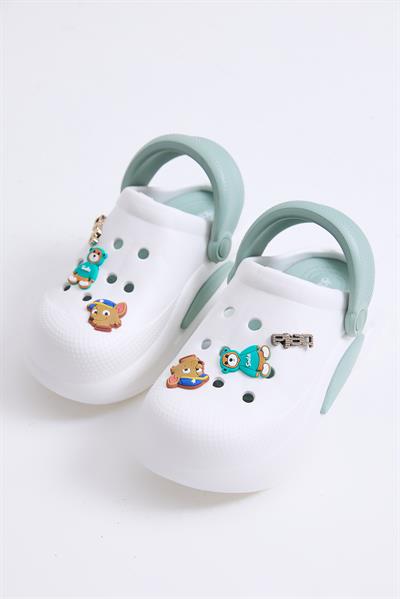 Önü Kapalı Çift Tabanlı Aksesuarlı Terlik Beyaz