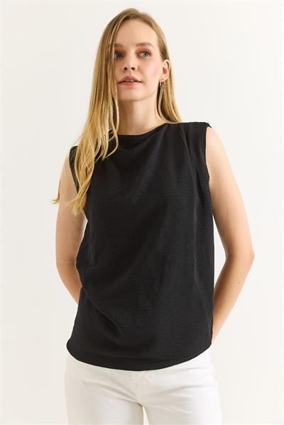 Ayrobin Kumaş Drapeli Siyah Kolsuz Bluz
