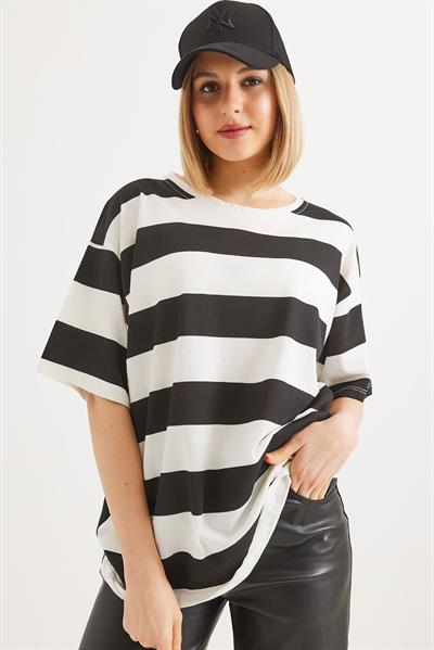 Bisiklet Yaka  Çizgili Basic Tshirt Siyah