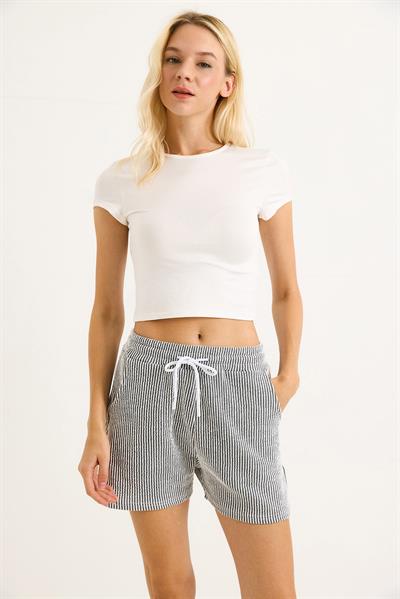 Çizgi Desenli Belden Bağlamalı Kadın Şort  Füme
