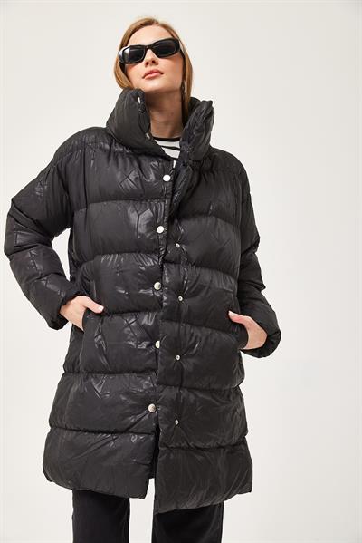 Dik Yaka Oversize Şişme Mont Siyah