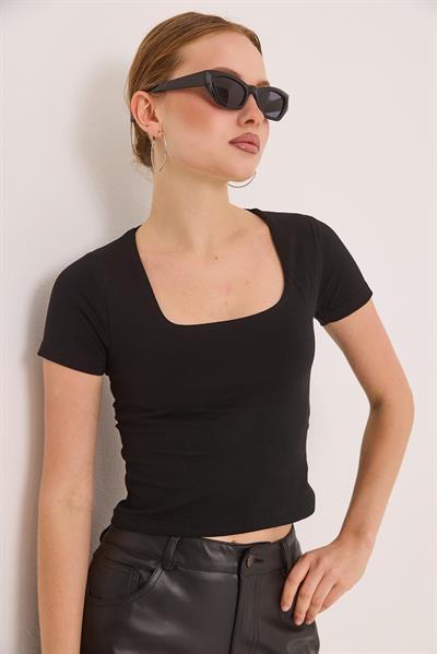 Kare Yaka Esnek Pamuk Örme Bluz Siyah