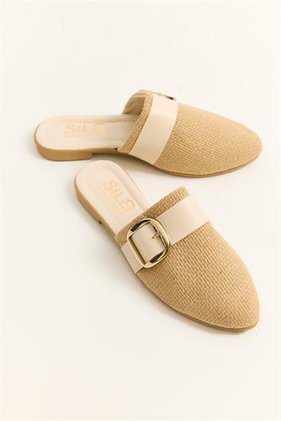 Önü Kapalı Aksesuarlı Terlik Krem