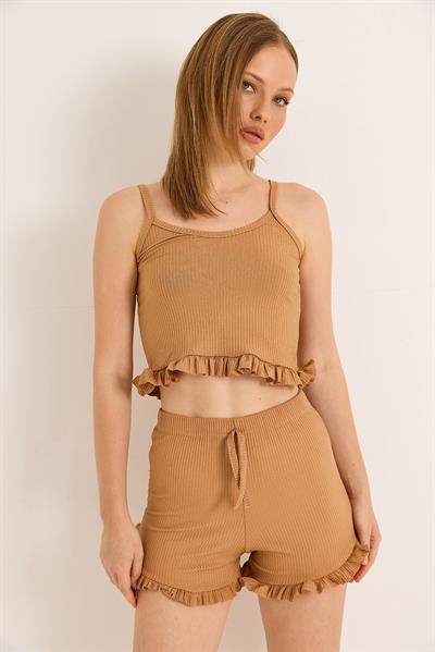 Askılı Fırfırlı Şortlu Takım Vizon