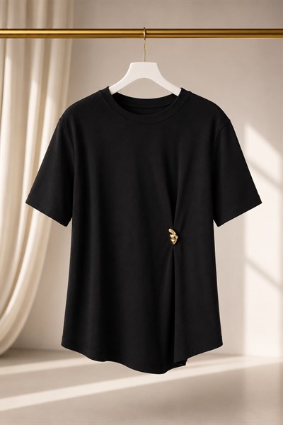 Kadın Bisiklet Yaka Gold Tokalı Tshirt Siyah