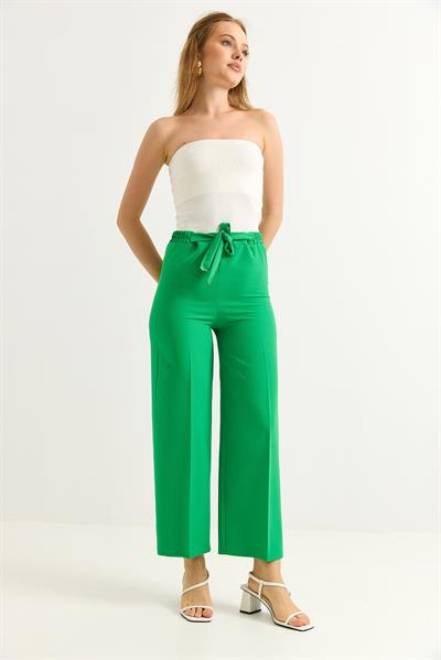 Bel Kuşaklı Bol Paça Krep Pantolon Yeşil