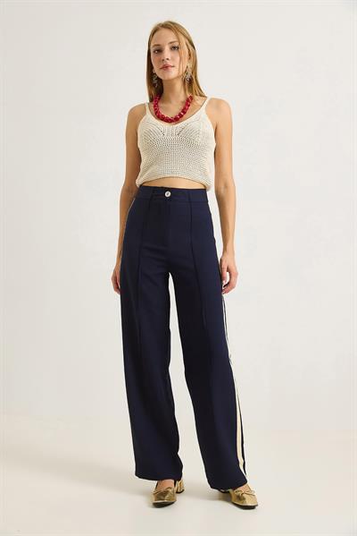 Yanları Şeritlik Bol Paça Kadın Pantolon Lacivert
