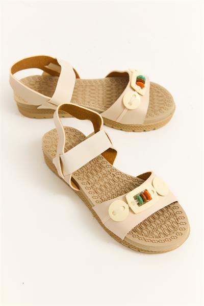 Tek Bantlı Aksesuarlı Sandalet Bej