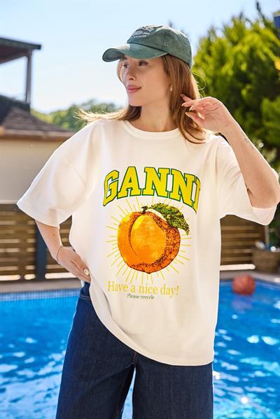 Bisiklet Yaka Baskılı Oversize Tshirt Krem