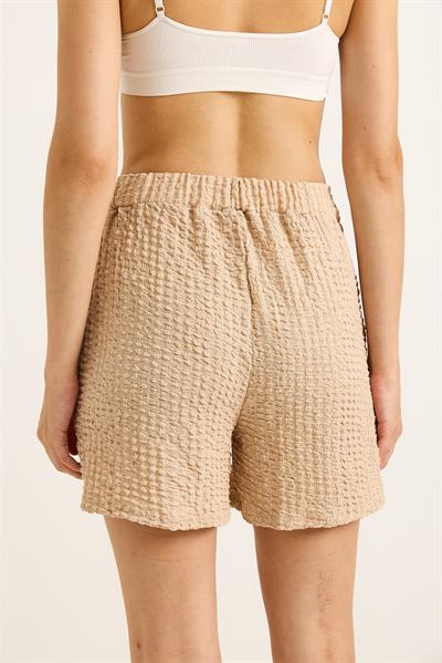 Gofre Kumaş Bel Lastikli Kadın Şort Vizon
