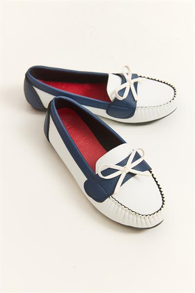 Loafer Model Fiyonk Detaylı Ayakkabı Beyaz