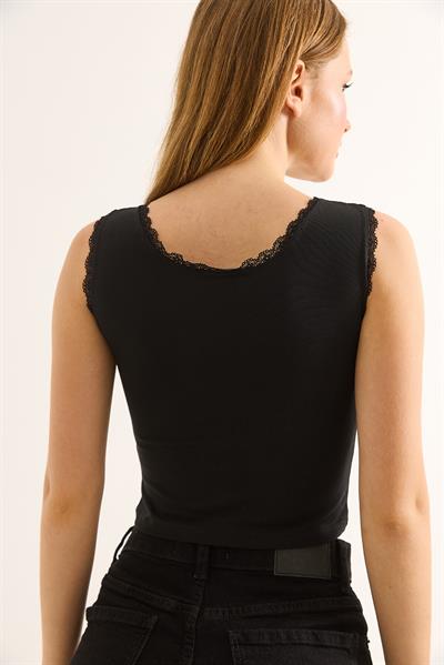 Güpürlü Büzgülü Crop Bluz Siyah