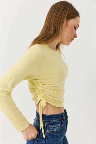 Yanları Büzgülü Uzun Kollu Sarı Bluz 