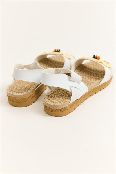 Tek Bantlı Aksesuarlı Sandalet Beyaz