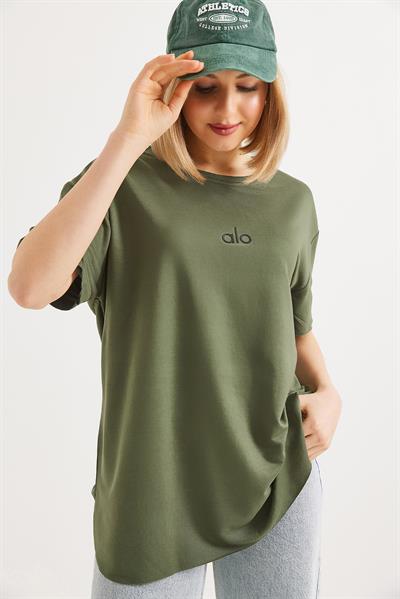 Eteği Oval Kesim Bisiklet Yaka Tshirt  Haki