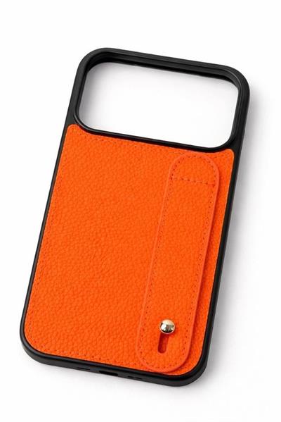 İphone 17 Pro Uyumlu Charmlı ve Harfli Deri Kılıf Turuncu