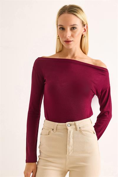 Kadın Geniş Yaka Uzun Kollu Bluz Bordo