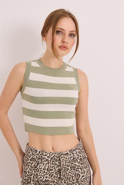 Sıfır Kol Triko Crop Bluz Haki