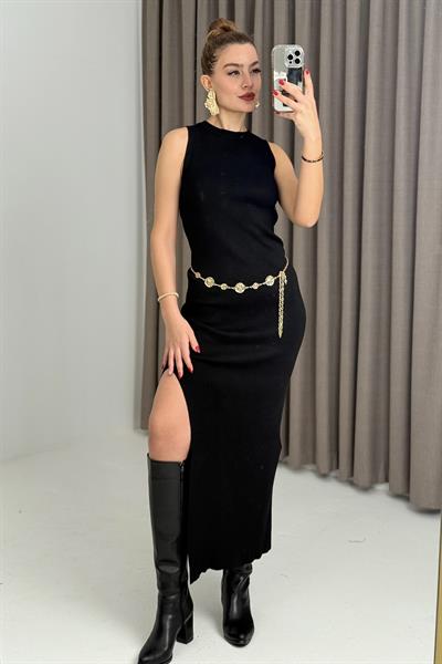 Yırtmaçlıı Triko Siyah Elbise