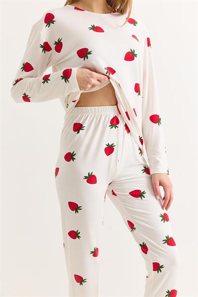 Kadın Çilek Baskılı Pamuklu Beyaz Pijama Takımı Pamuklu