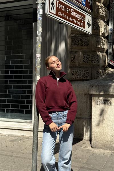 Yarım Fermuar Dik Yaka Kadın Sweat Bordo