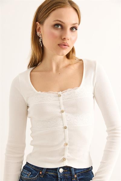 Kare Yaka  Uzun Kollu Fitilli Bluz Beyaz