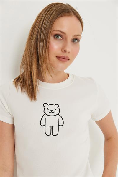 Ayıcık Nakışlı Kaşkorse Bluz Beyaz