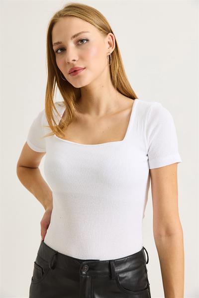 Fitilli Kare Yaka Kısa Kollu Beyaz Bluz