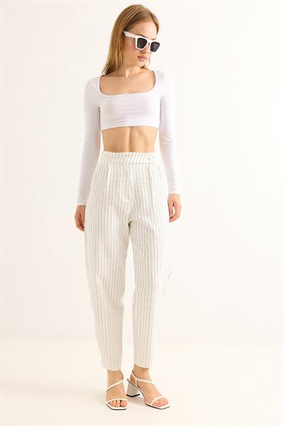 Kemeri Çift Düğmeli Çizgili Palazzo Pantolon Beyaz