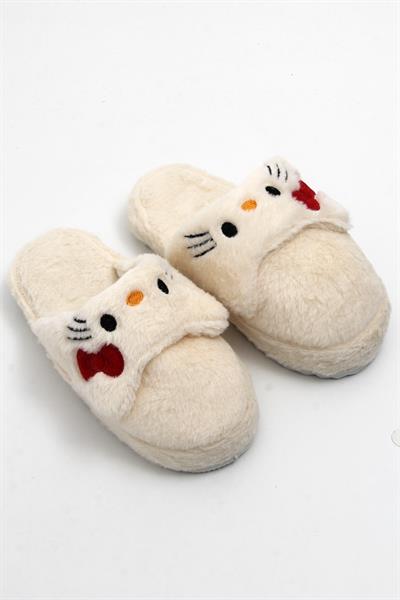 Önü Kapalı Peluş Model Kurdela Detaylı Terlik Bej