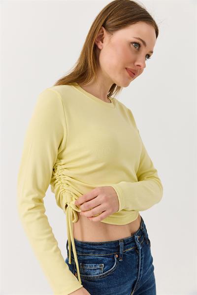 Yanları Büzgülü Uzun Kollu Sarı Bluz 