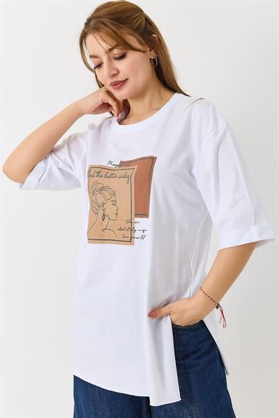 Kadın Figürlü Baskılı Bisiklet Yaka Tshirt Beyaz