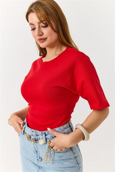 Kadın Bisiklet Yaka Basic Omuzları Geniş Tam Kalıp Tshirt Kırmızı