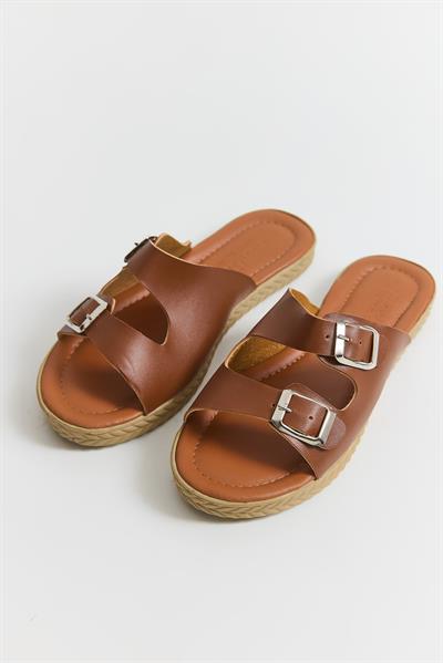 Çift Tokalı Yumuşak Taban Kadın Terlik Taba