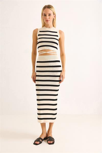 Kadın Çizgi Desenli Etek Crop İp Bağlamalı Bej Takım