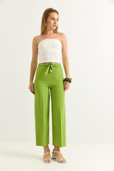 Bel Kuşaklı Bol Paça Krep Pantolon Fıstık Yeşili