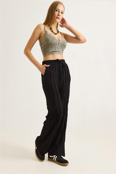 Geniş Paça Pileli Belden Bağlamalı Pantalon Siyah