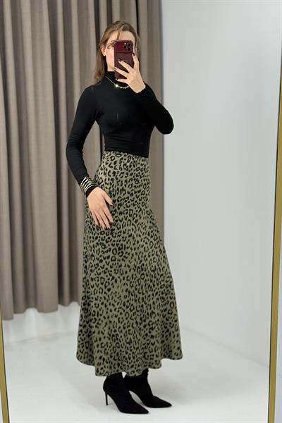 Beli Lastikli Leoparlı Saten Etek Haki