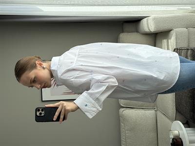 Kalp Baskılı Rahat Kalıp  Kadın Gömlek Beyaz