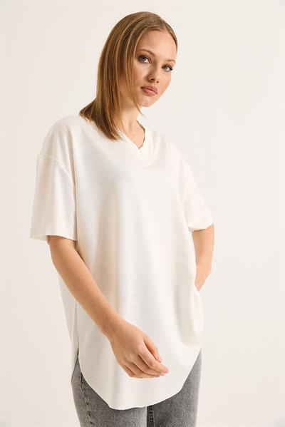 V Yaka Arkası Uzun Basic Tshirt Beyaz
